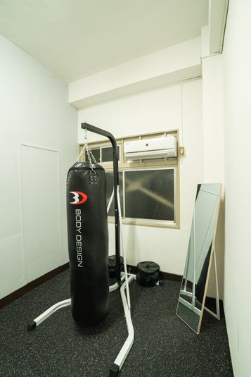 プライベートでサンドバッグのあるジム - プライベートサンドバッグジム