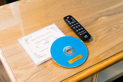 秦野正博氏作曲の当サロンオリジナルのヒーリング曲です。１曲のみ同封されています。スタッフもとても癒されております。リピートしてお使いくださいませ。 - レンタルサロン&ヒーリング・クロエ横浜駅前の設備の写真