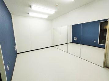 H.Wスタジオ ダンスができるレンタルスタジオBの室内の写真