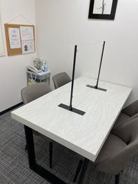 fabbit大阪福島 打合室１　の室内の写真