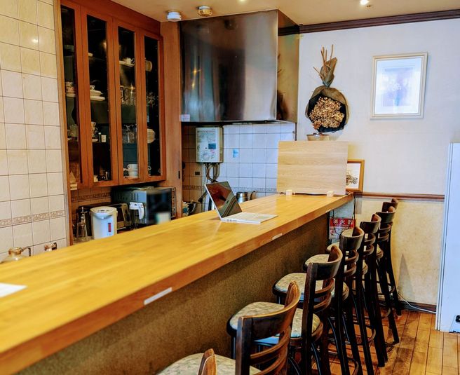 テーブル席 - テレワーク＆喫茶 パステル