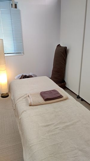 本格撮影機材もレンタル出来る！駅近レンタルサロンです。 - おくがわ整体院