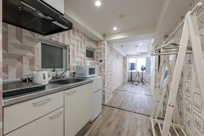 長手方向 - ブルーバード 【撮影スタジオ】ローズの室内の写真