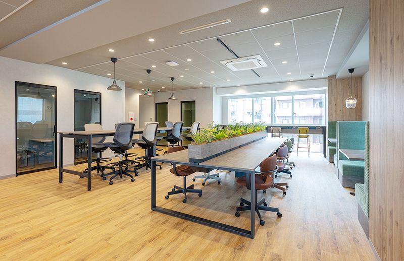 コワーキングスペースE - StartupSide Tokyo | スタートアップサイド東京