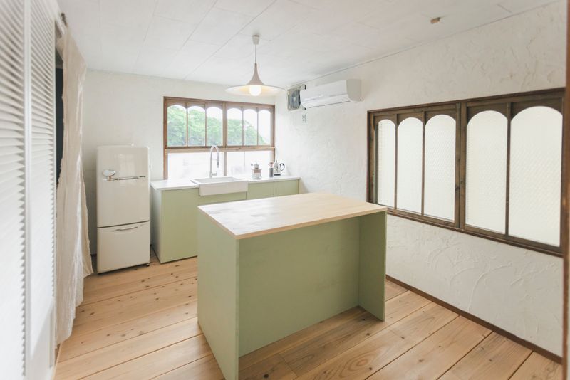 自然光の入る撮影スタジオ！キッチン付きで様々な演出が可能。 - ToiToiToiスタジオHANNA