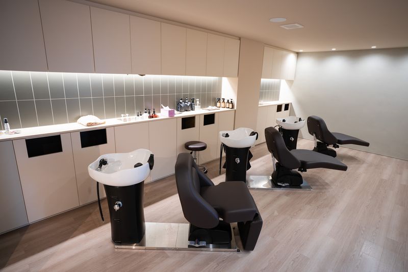 シェアサロン　個室カットブース　美容所登録 - times salon名駅　タイムズサロン名駅