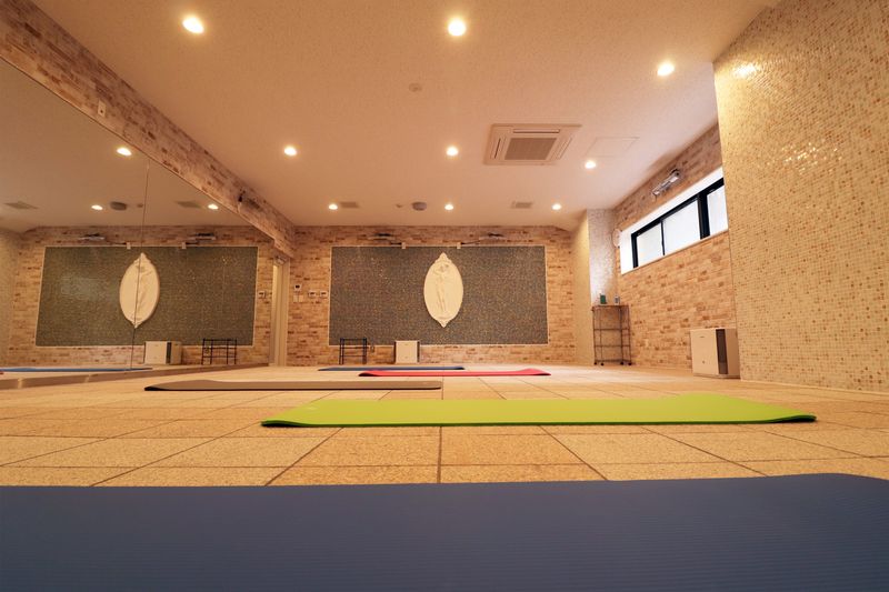 【Aスタジオ】平日午前半額♪　★ヨガ・ダンス等々★床暖完備★ - スタジオ&オフィス メビウス