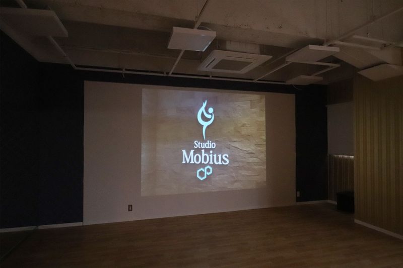 【Eスタジオ】平日午前中半額♪プロジェクター備え付け♪ - スタジオ&オフィス メビウス