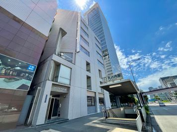 【外観_丸の内駅1番出口が目の前です】 - TIME SHARING 名古屋 3Bの外観の写真