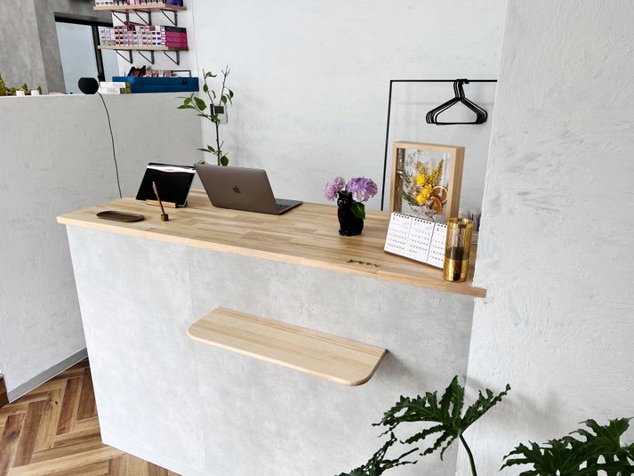 面貸し - レンタルスペース　美容院　ミラーレンタル