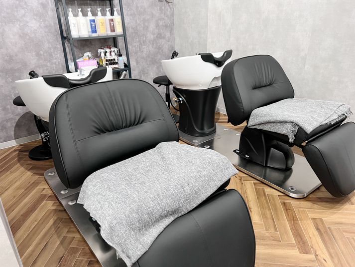 面貸し - レンタルスペース　美容院　ミラーレンタル