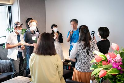 セミナー後にそのまま懇親会が開催できます！ - 〈SMILE工房 グランスター梅田〉 グランスター梅田の室内の写真