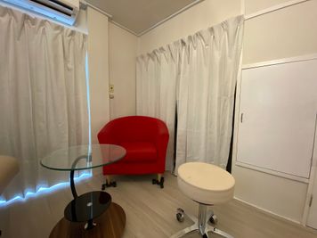 レンタルサロン「サロン・ド・アプリコット赤坂」 「赤坂駅」徒歩4分 施術接客セッション最適サロン　施術環境最適の室内の写真