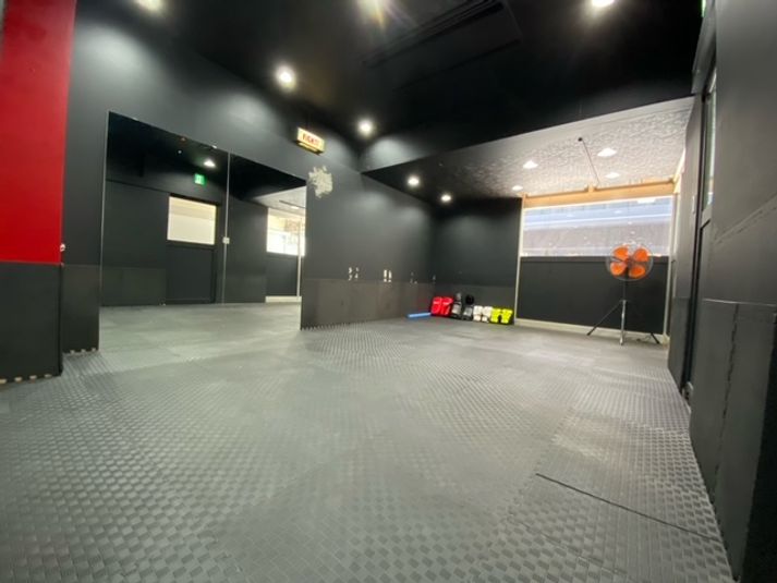 時間単位貸切型のスポーツジム・まんてんジム - 格闘技もできる！貸切専用タイムシェアスポーツジム「満点ジム」