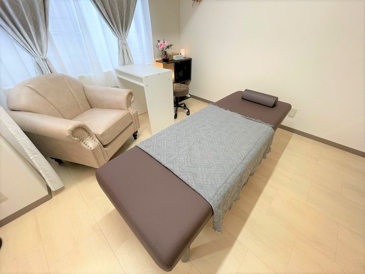 完全個室のプライベートレンタルサロン🌱電動昇降ベッド導入！ - レンタルサロンCOCODE元住吉駅前