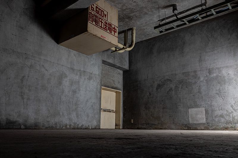 入谷駅徒歩3分！天然の廃墟をそのまま利用した撮影スタジオ - スタジオコダマ