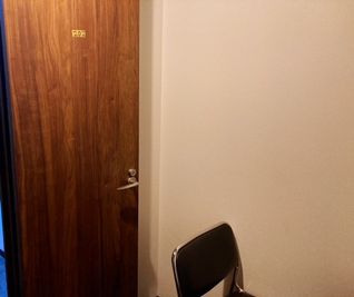 202号室のドア - マイルーム西巣鴨 多目的スペース２０２の室内の写真