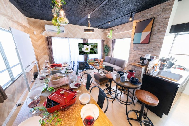 Cafeteria池袋 ボタニカルカフェ風パーティールーム🌿ゲームや動画充実✨の室内の写真