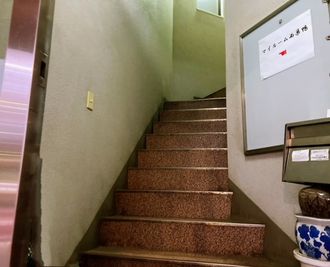 入口1 - マイルーム西巣鴨 多目的スペース２０８の入口の写真