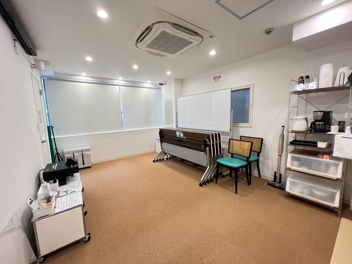 ２F会議室 - ちょっとした門前仲町のレンタルスタジオ＆会議室