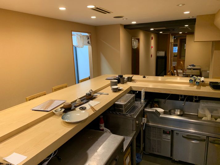 駐車場目の前☆赤坂徒歩2分：キッチン利用可のスペース - 【miuchiのレンタルスペース】赤坂寿司酒場