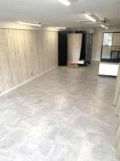 撮影も展示もできるスペース - レンタルスペースMaison7