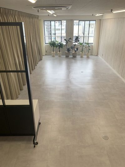 撮影も展示もできるスペース - レンタルスペースMaison7