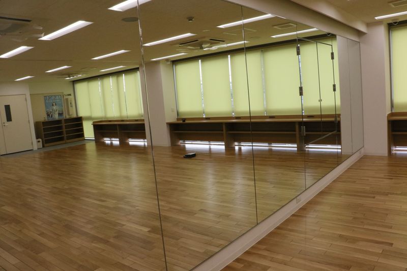 【土・日・祝日　予約用】3階 レンタルスペース 79ｍ2 - 緑法人会館 レンタルスペース