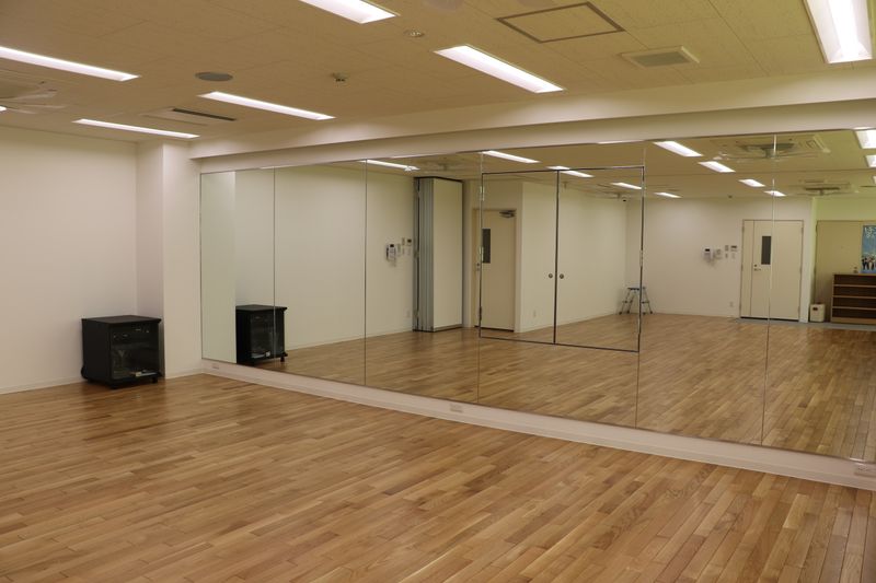 【土・日・祝日　予約用】3階 レンタルスペース 79ｍ2 - 緑法人会館 レンタルスペース