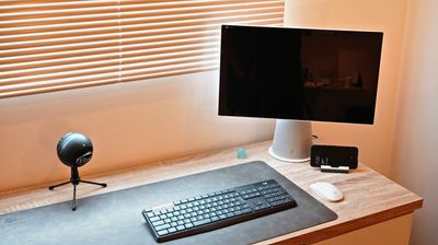 ゲスト用PC（Chromebase）です。検索履歴や個人情報が残らないよう、ゲストモードでご利用下さい。 - レンタルワークスペース arte 写真撮影や動画配信、ミーティングにも使える完全個室のスペースの設備の写真