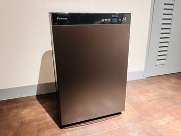 ダイキン 加湿ストリーマ空気清浄機 - 〈SMILE工房 グランスター梅田〉 グランスター梅田の設備の写真