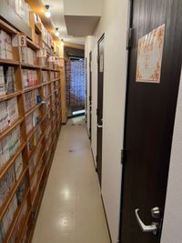 まんがランド金町店　防音完全個室 フラット防音完全個室の室内の写真