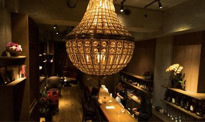 Bar Brown TOKYO 恵比寿、店高Bar レンタルスペースの室内の写真