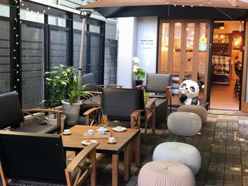 テラス席15人まで - 葵禅カフェ＆バー テラス席付きデニムスタイルお洒落なカフェの設備の写真