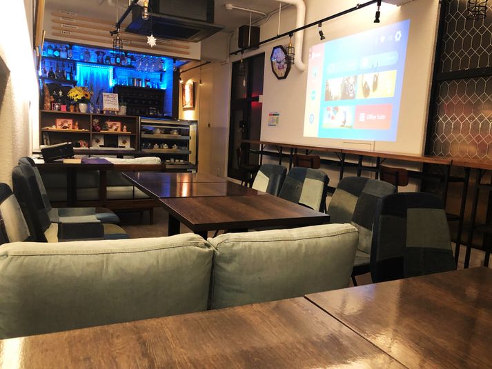 デニムスタイルお洒落なカフェ - 葵禅カフェ＆バー