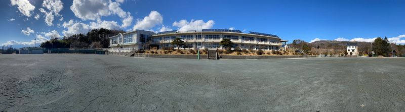 グランド（校庭） - 八ヶ岳コモンズ