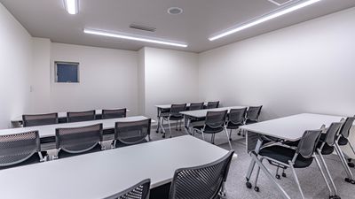 【銀座駅 徒歩5分】15人規模の小会議室✨白壁で清潔感のある空間✨ - 銀座ユニーク貸会議室7丁目店