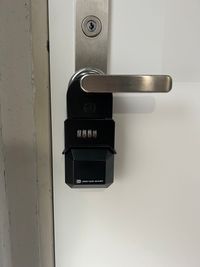 BOARS　RENTALSTUDIO レンタルスタジオ・ジムの入口の写真