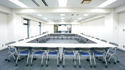 名古屋会議室 ナカトウ丸の内ビル店 第1会議室（1/4収容）の室内の写真