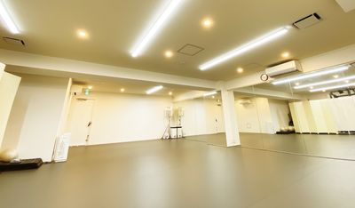 【秋葉原】駅近 Wi-Fiなど設備無料 鏡張り 防音/ダンス ヨガ フィットネス 演劇 楽器演奏/練習 レッスン - スタジオ五軒町