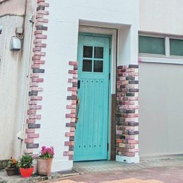 入り口はコチラのドアです。 - スタジオ五軒町 『鏡張り』の多目的に利用できる『防音』スタジオ/スタジオ五軒町の入口の写真