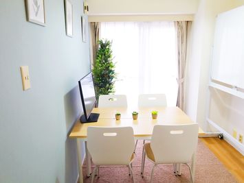 スペース内 - TEAM MEETING I SHIBUYA 貸し会議室、レンタルスペース、6名利用可の室内の写真