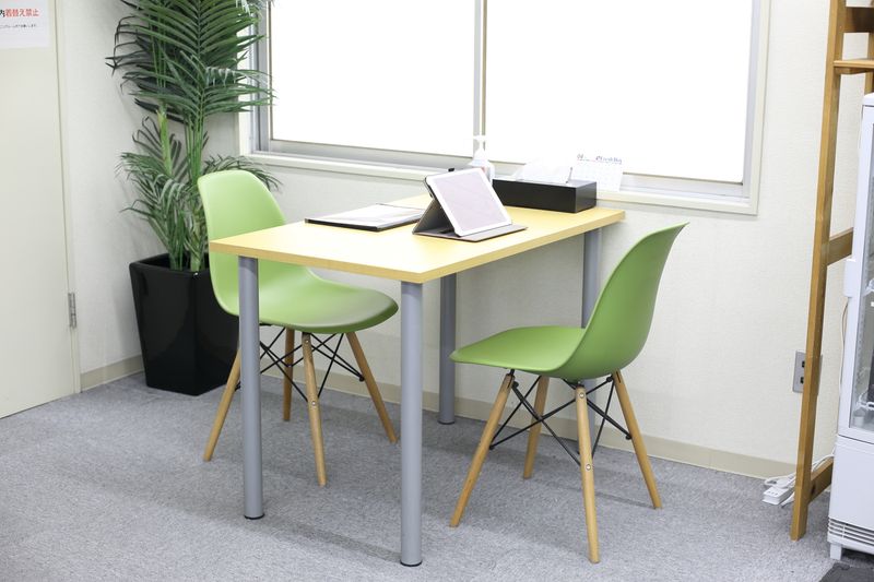 パワーラックのレンタルジム|①左側の部屋 - MIYAZAKI GYM新宿店