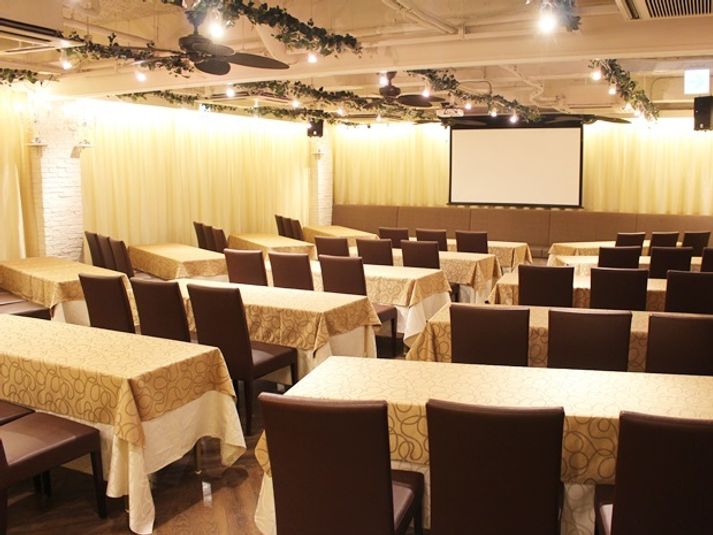第1会議室（29〜54名）【室料30%オフ】  - 名古屋会議室 ELLE HALL Dining 名古屋駅前店