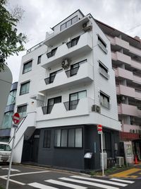 防犯カメラ設置のマンションになります。 - コート渋谷 1-14名用！特別割引👪55型４K対応TV📺キッチン設備完備の外観の写真