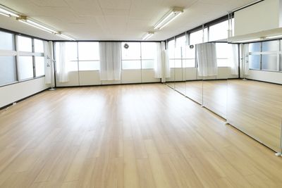 レンタルスタジオ HIKARI 上野 ダンス、ヨガ、演劇、撮影スタジオ、上野の室内の写真