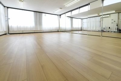 レンタルスタジオ HIKARI 上野 ダンス、ヨガ、演劇、撮影スタジオ、上野の室内の写真
