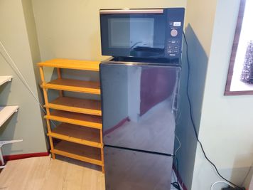 18Lオーブンレンジ(35℃,40℃の発酵機能、100-250℃までのオーブ機能付き)、110Lの大型冷蔵庫 - コート渋谷 新年度割引✨最大18名👪55型４K対応TV📺キッチン設備完備の設備の写真