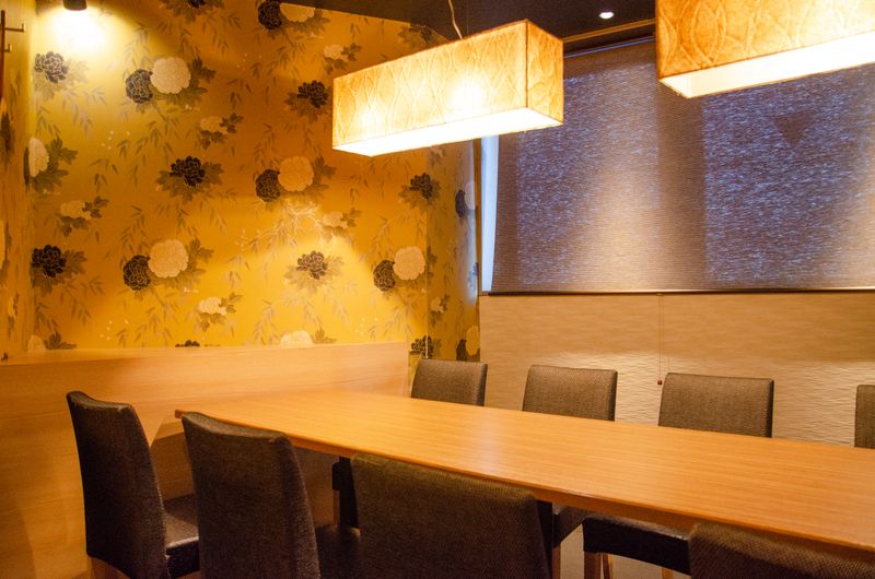 《9～10名用》会議・打ち合わせ用ワークルーム【サイズL】 - カラオケビッグエコー　田町三田口駅前店			