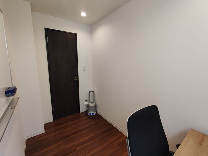 モニター・鍵付完全個室【２A】 - レンタル・コワーキングスペース【ベース大曽根】